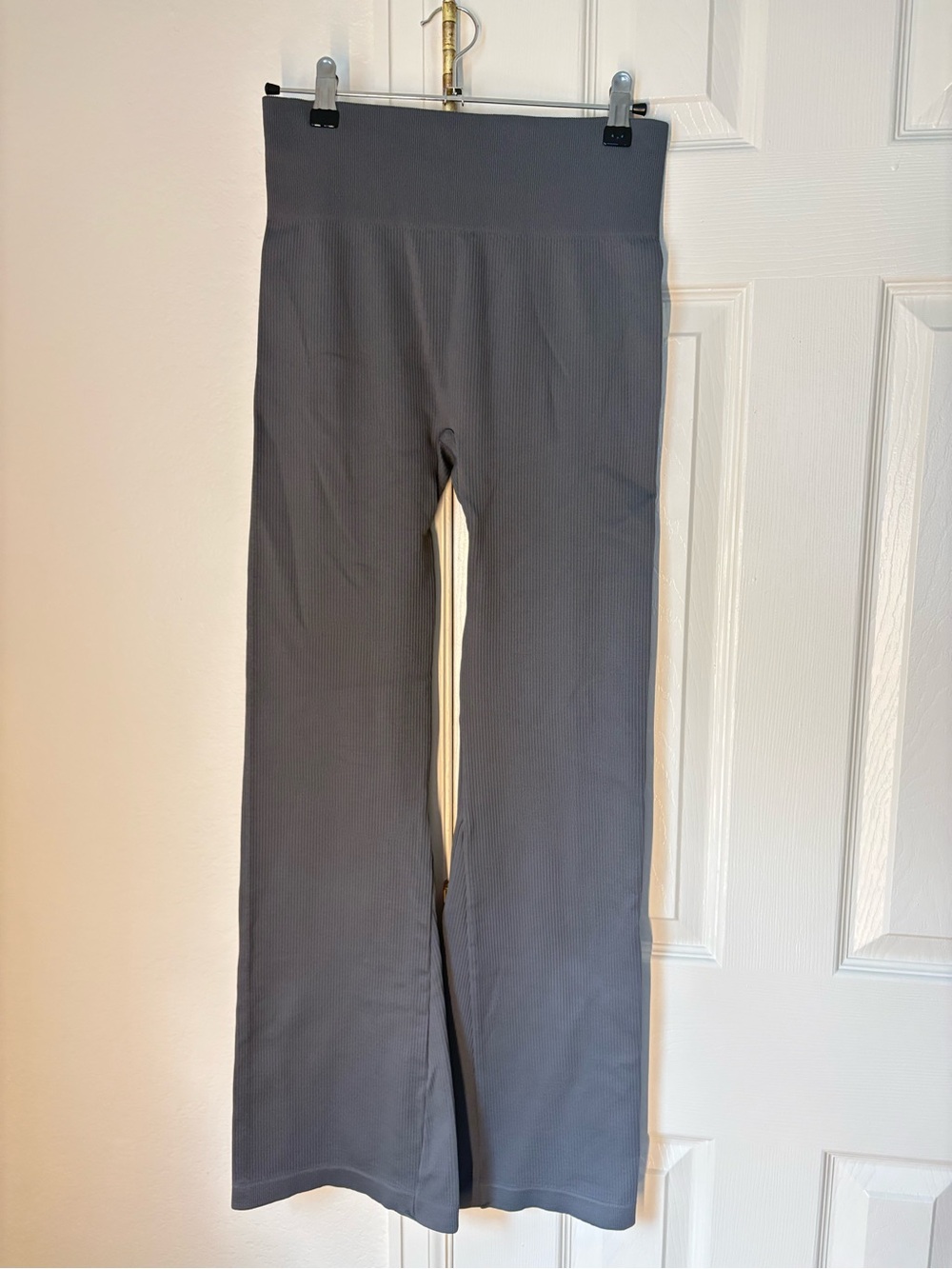 Women’s High-Waist Knit Flare Pants - Gray